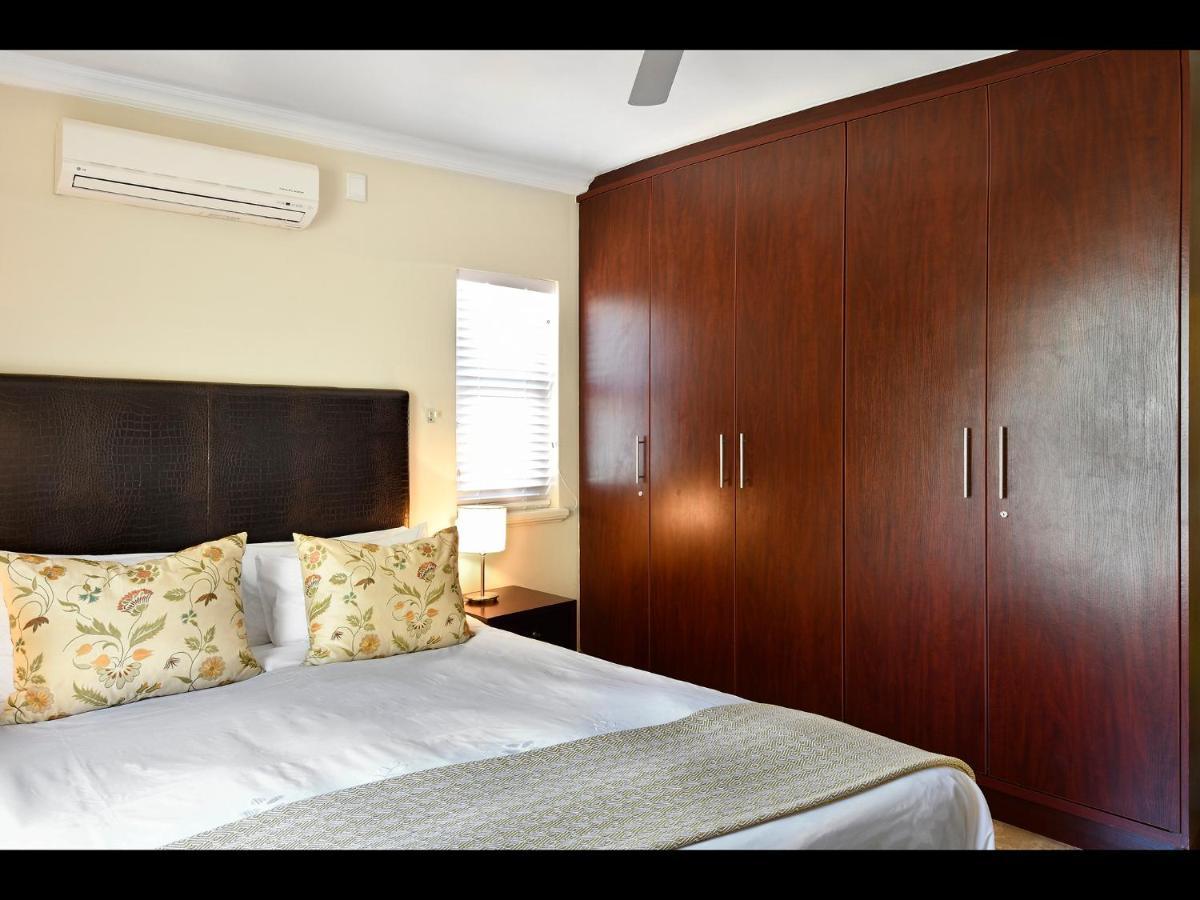 Sorbonne 1 - No Loadshedding Apartment ฟรันเชิค ภายนอก รูปภาพ